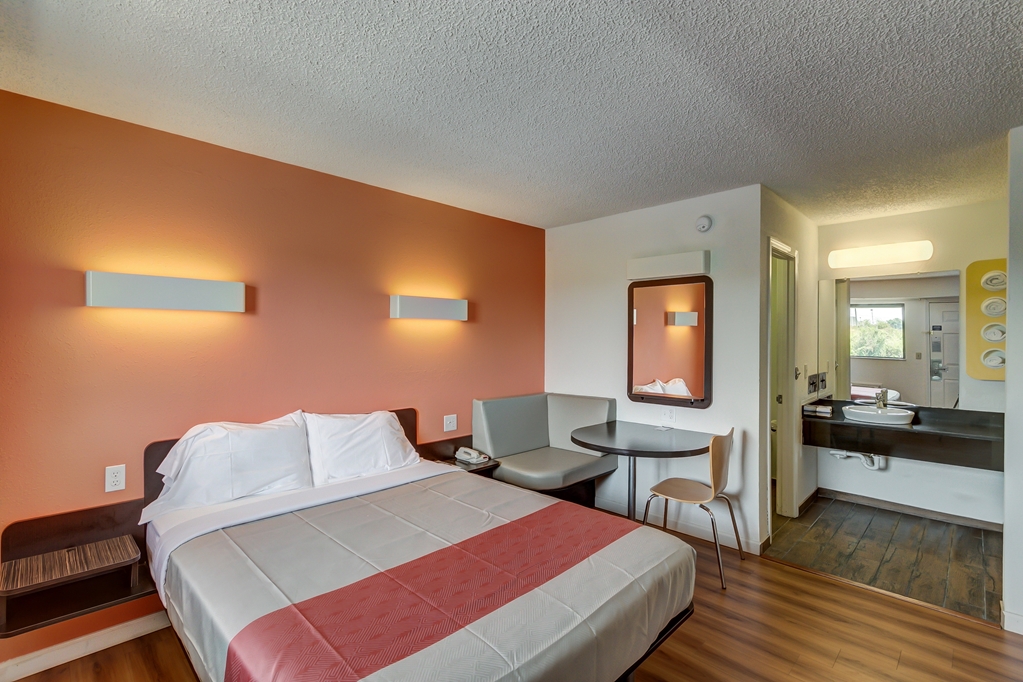 Motel 6 Berea KY - photo 8