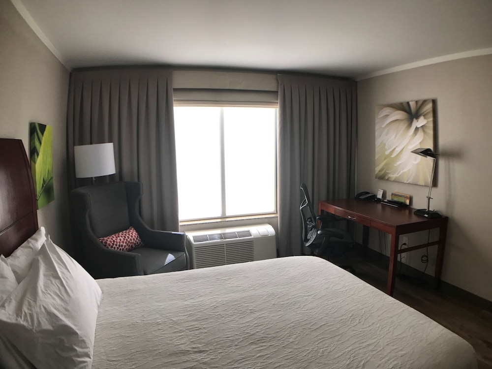 Hilton Garden Inn Bowling Green - photo 21
