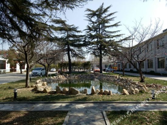 Hushuwan Hotel - last minute hotel in Jining