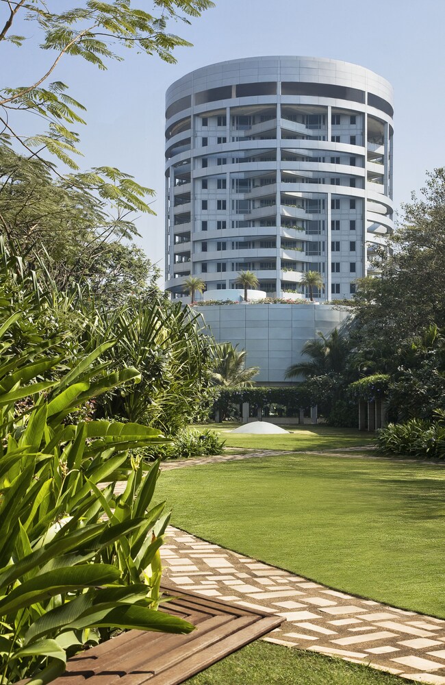 Taj Wellington Mews Luxury Residences in Mumbai, India