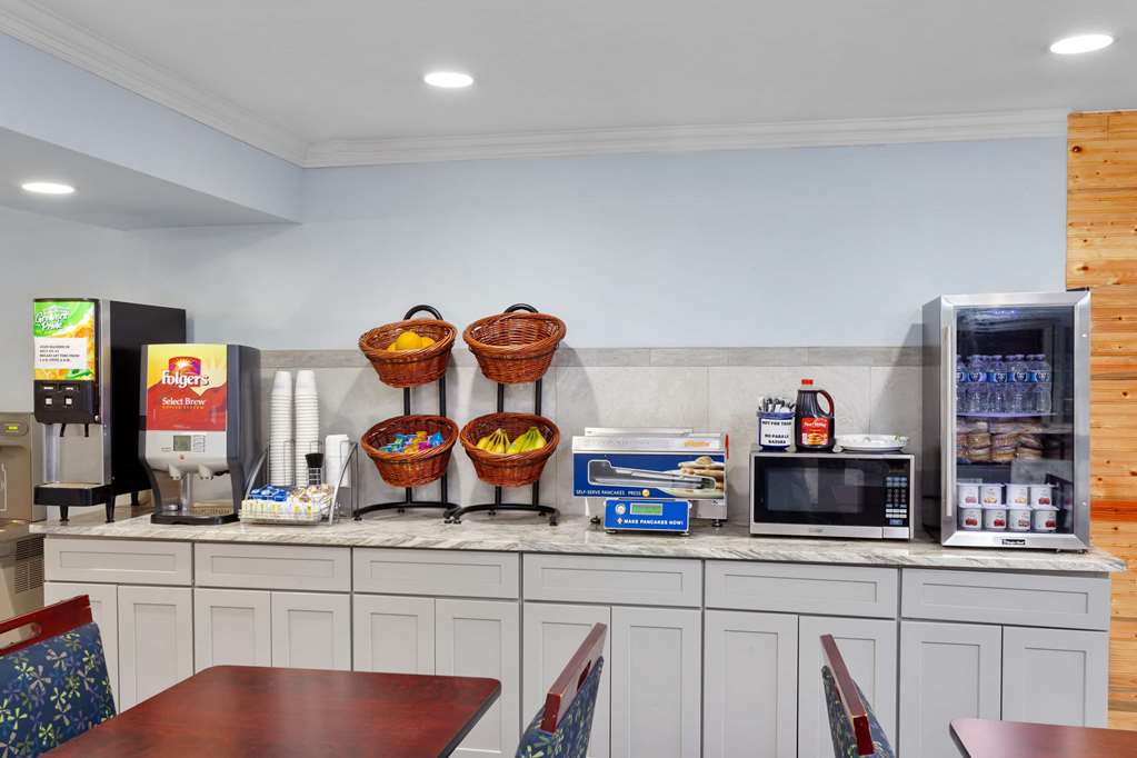 Days Inn & Suites by Wyndham Siler City - photo 26