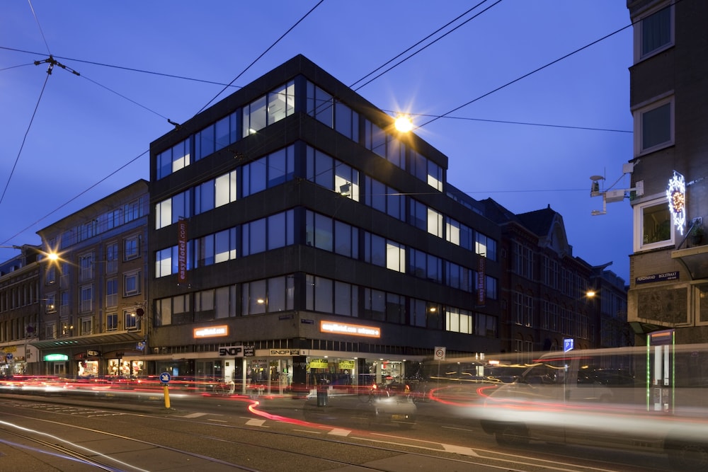 easyHotel Amsterdam City Centre South