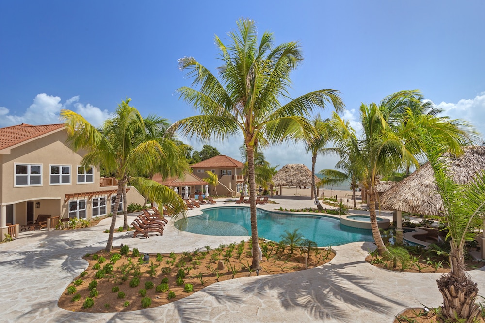 Sirenian Bay Resort Villas All Inclusive Bungalows — Placencia