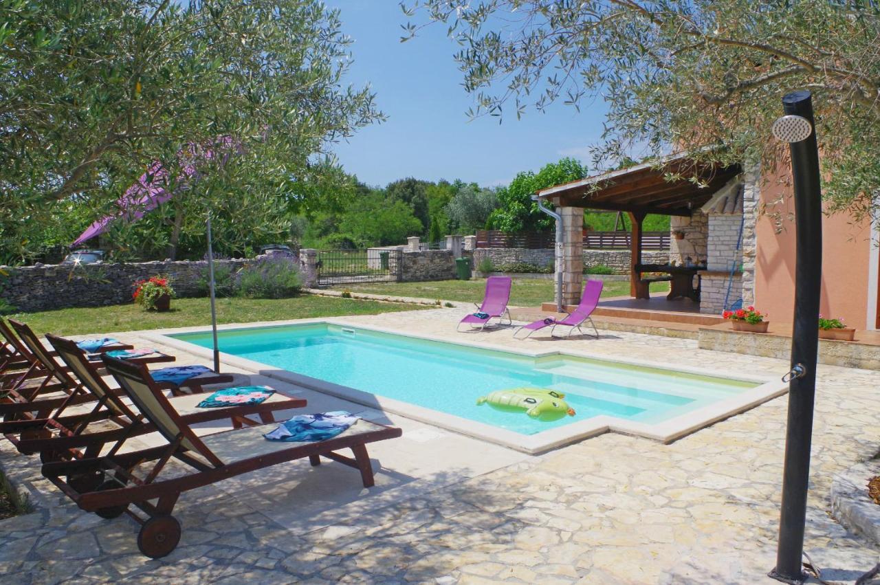 House Rakalj 1993 — 4-Star Luxury Hotel in Marcana, Croatia