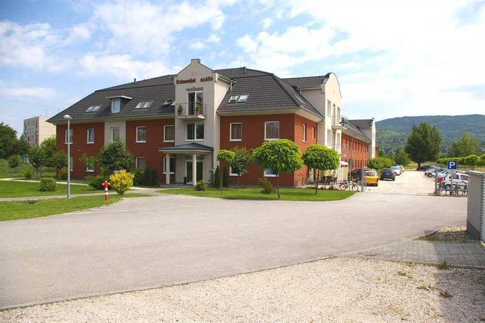 Schweidel Szálló in Esztergom, Hungary