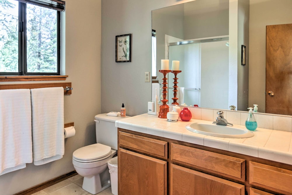 Free Ski Shuttle Spacious Northstar Resort Cabin - photo 4