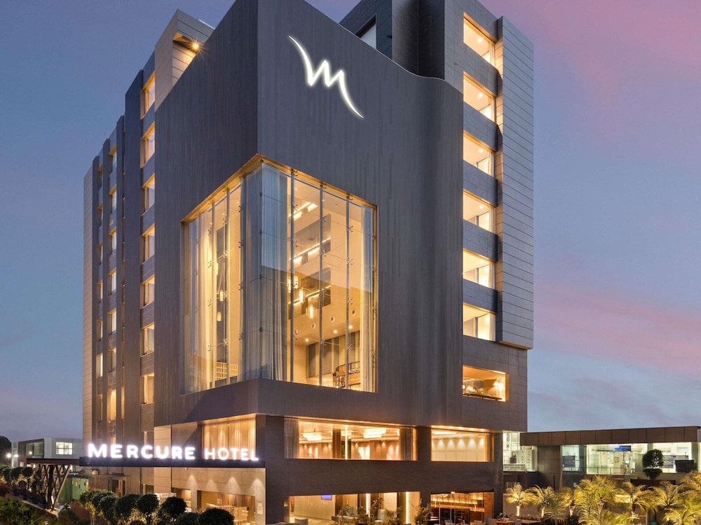 Mercure Chandigarh Tribune Chowk — 4-Star Luxury Hotel in Chandigarh, India