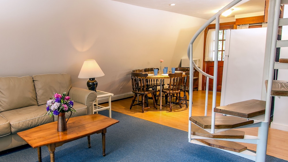 Cottages at the Even'tide Resort - photo 12