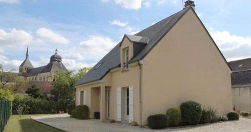 Gîte Saint Benoît sur Loire en Val de Sully — hotel in Saint-Benoit-Sur-Loire