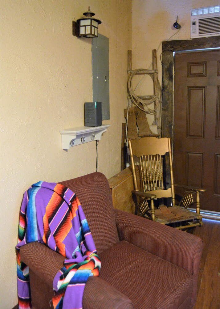 Holly Inn Suites - photo 22
