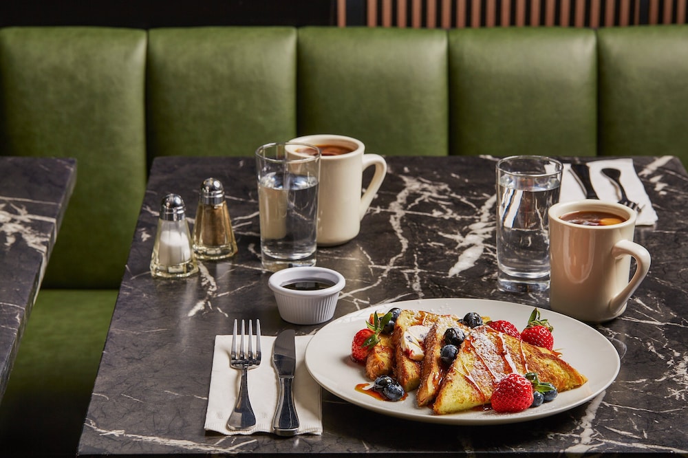 Hotel Indigo NYC Financial District by IHG - photo 32