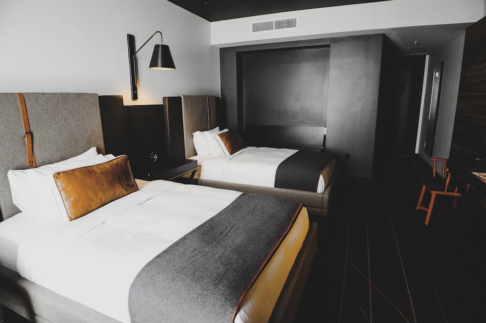 The George by Valencia Hotel Collection - photo 20