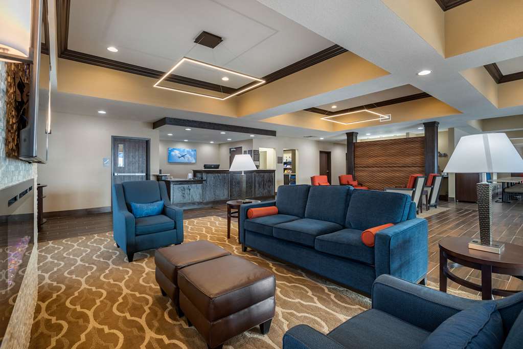Comfort Inn & Suites Cedar Rapids CID Eastern Iowa Airport - photo 6