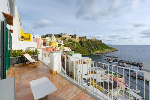 Torretta Corricella Punta Pizzaco — 4-Star Luxury Hotel in Procida, Italy
