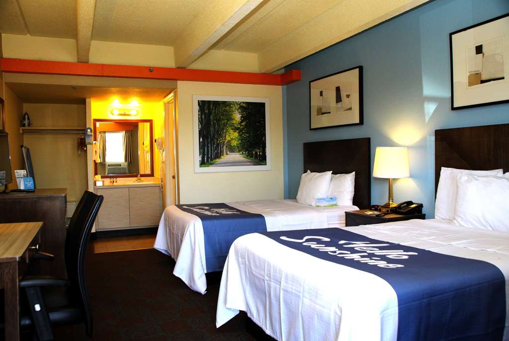 Days Inn by Wyndham Denver Downtown - photo 8