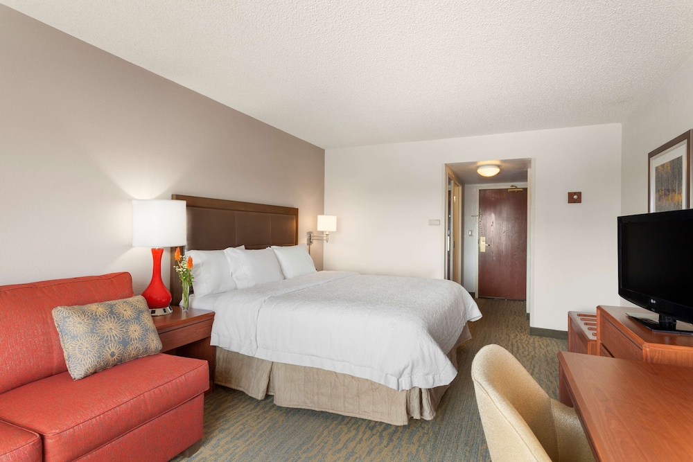 Hampton Inn & Suites Denver Cherry Creek - photo 14