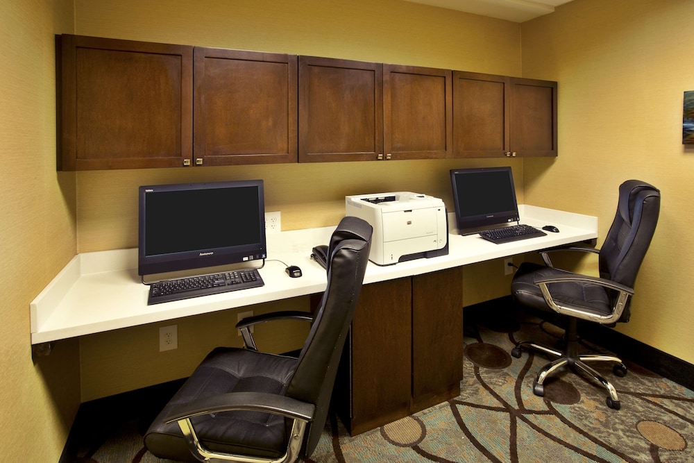 Hampton Inn Niagara Falls Blvd - photo 50