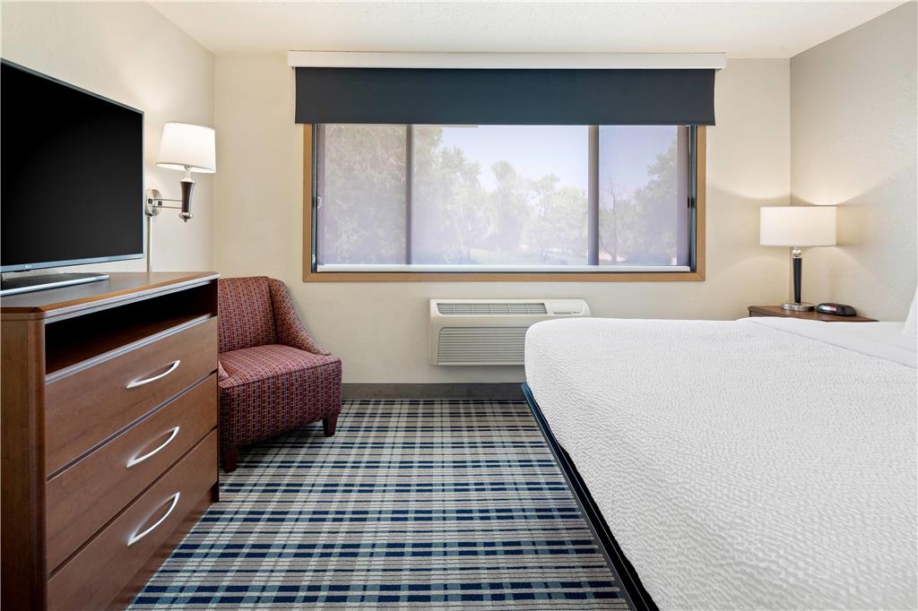 AmericInn by Wyndham Dickinson - photo 28