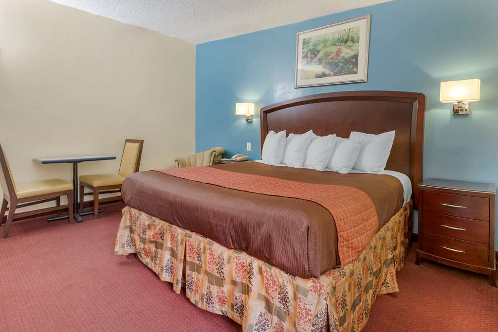 Rodeway Inn & Suites New Paltz Hudson Valley - photo 17