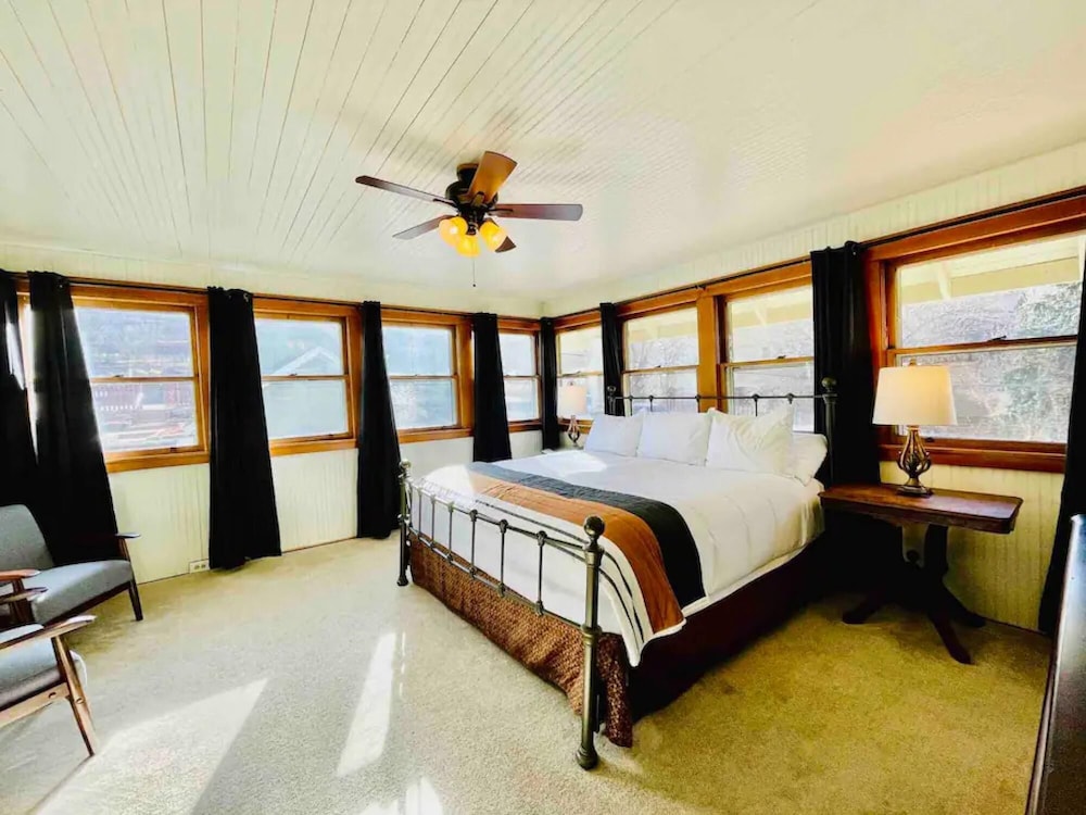 Avenue Hotel Bed & Breakfast - photo 8