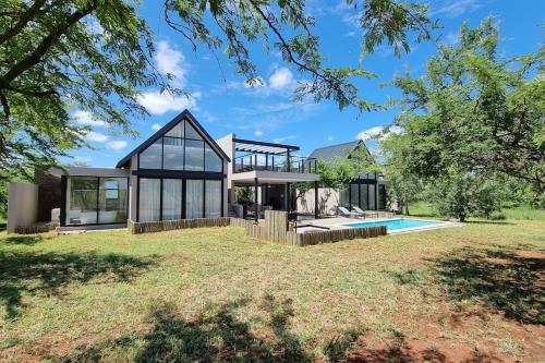 Lindi Lodge Mjejane Game Reserve — 4-Star Luxury Hotel in Hectorspruit, South Africa