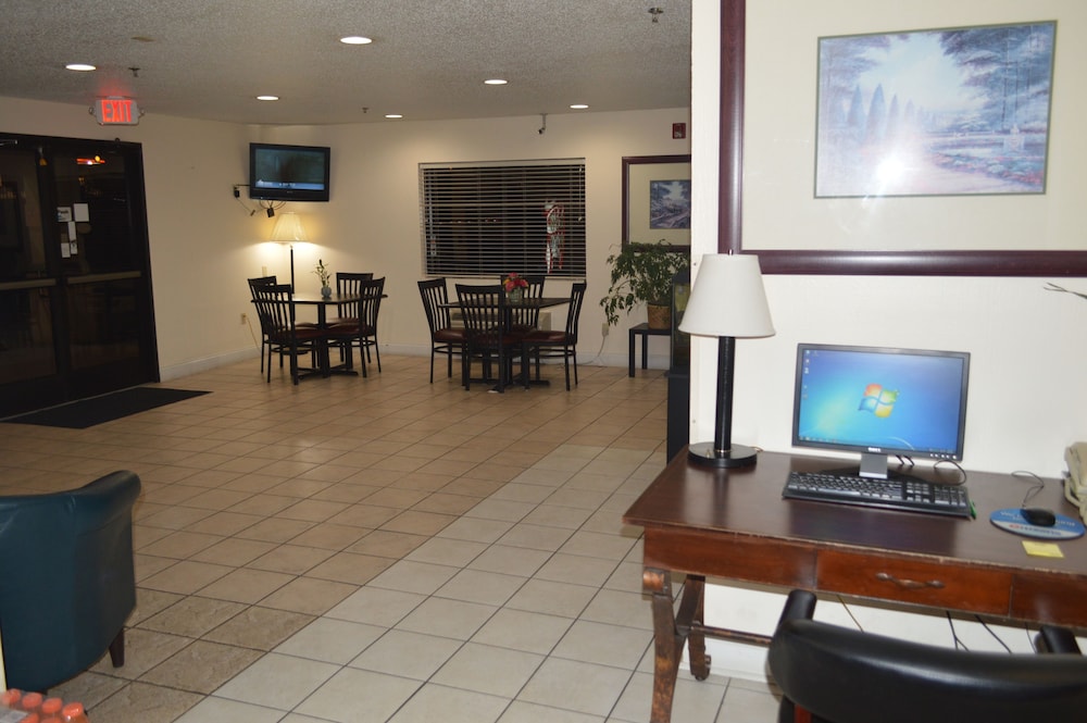American Elite Inn - photo 63