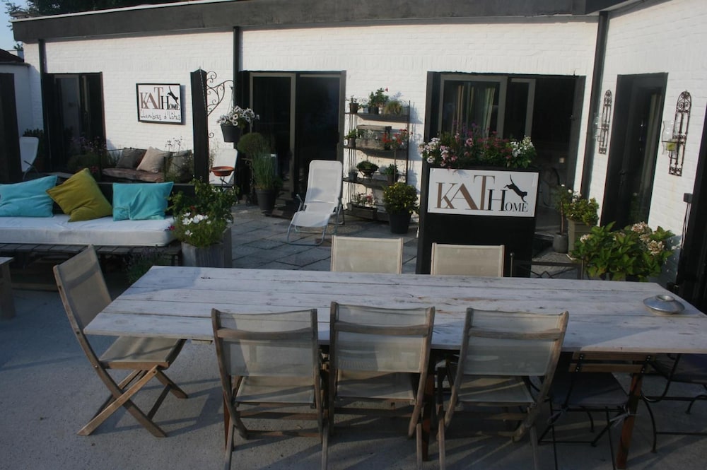 Kathome - carbon neutral hotel in Bondues