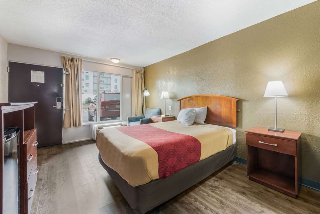 Econo Lodge Salisbury South - photo 26