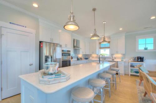 Starboard Side - photo 23
