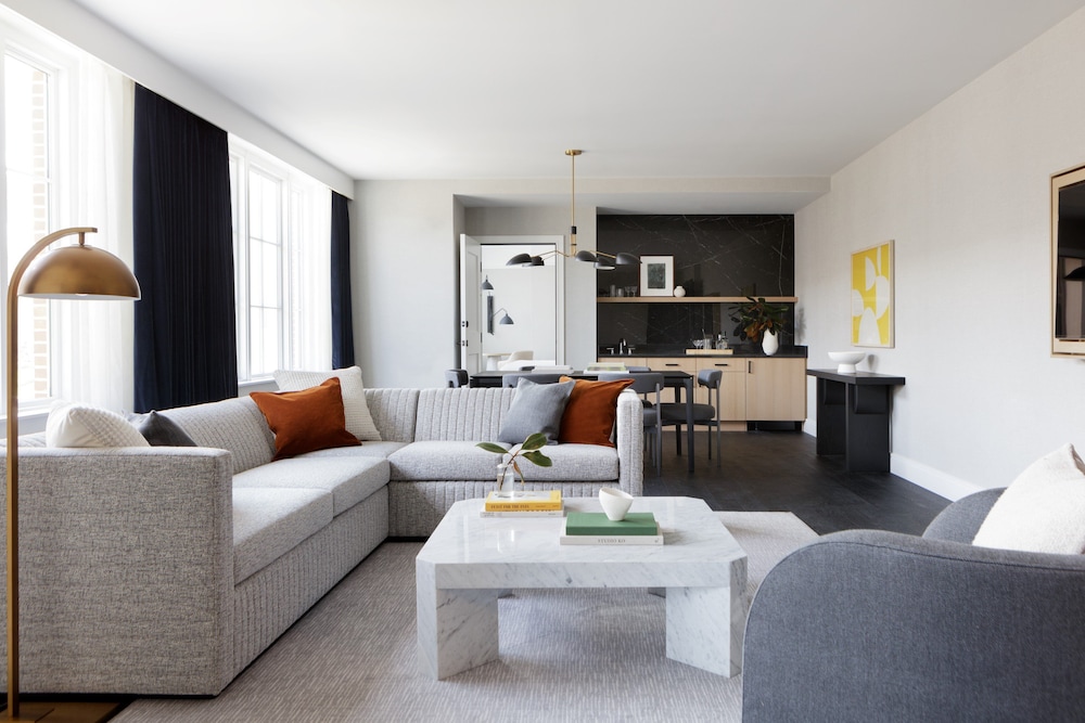 Kimpton The Forum Hotel by IHG - photo 6