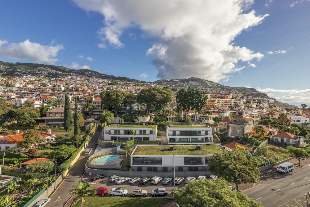 Casas do Miradouro 7 by Heart of Funchal — 4-Star Luxury Hotel in Funchal, Portugal