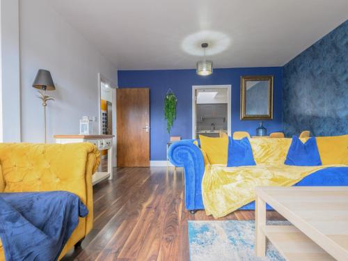 Chic Family Retreat in Heart of Leeds Pass the Keys — 4-Star Luxury Hotel in Leeds, United Kingdom