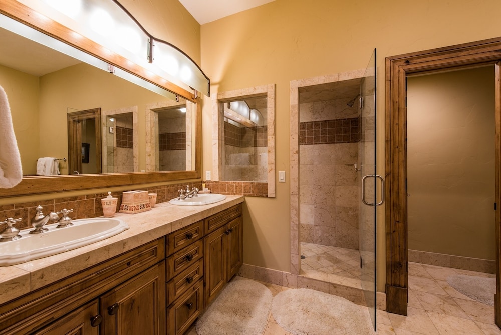 Abode in Deer Crest - photo 39