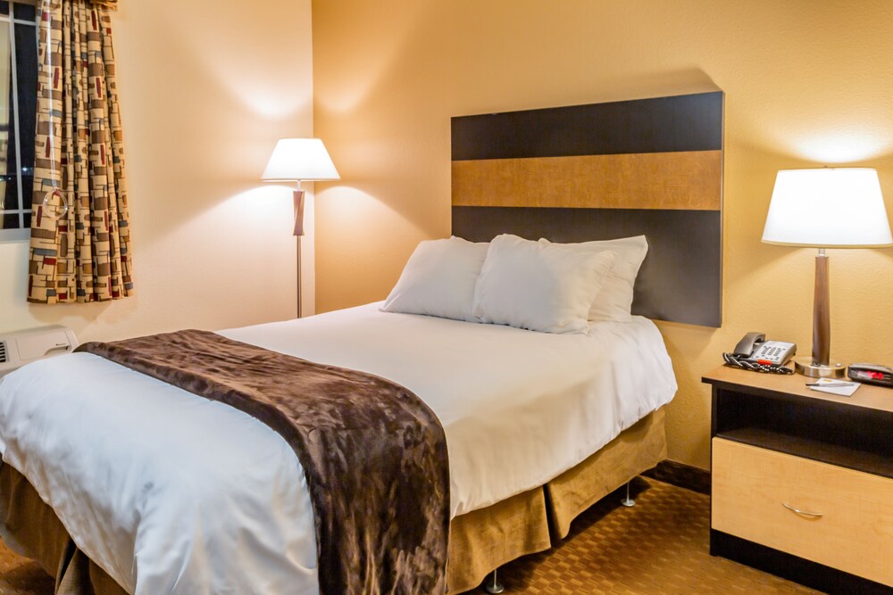 My Place Hotel Minot ND - photo 11