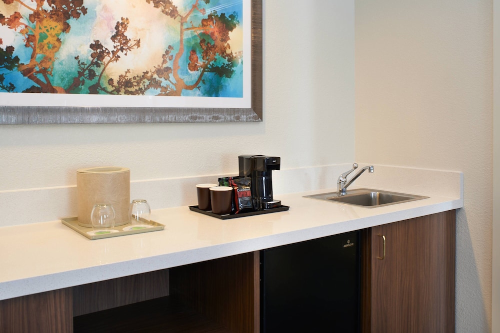 Courtyard by Marriott Kansas City Overland Park Convention Center - photo 8