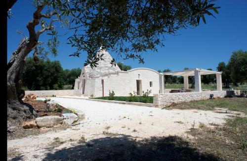 Trullo Maddy in Cisternino, Italy