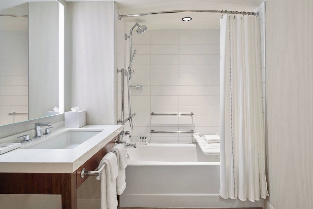 Delta Hotels Denver Thornton - photo 9