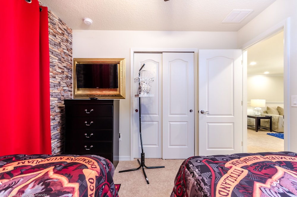 8904 Adriatico Lane - photo 6
