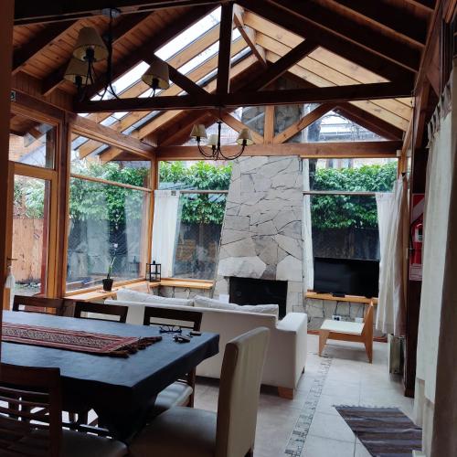 Casa céntrica SONNE San Martín de los Andes — 4-Star Luxury Hotel in San Martin De Los Andes, Argentina