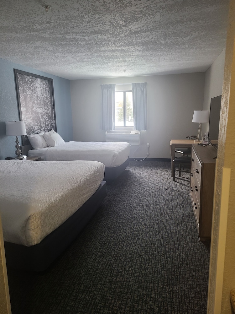 All Seasons Resort - photo 23