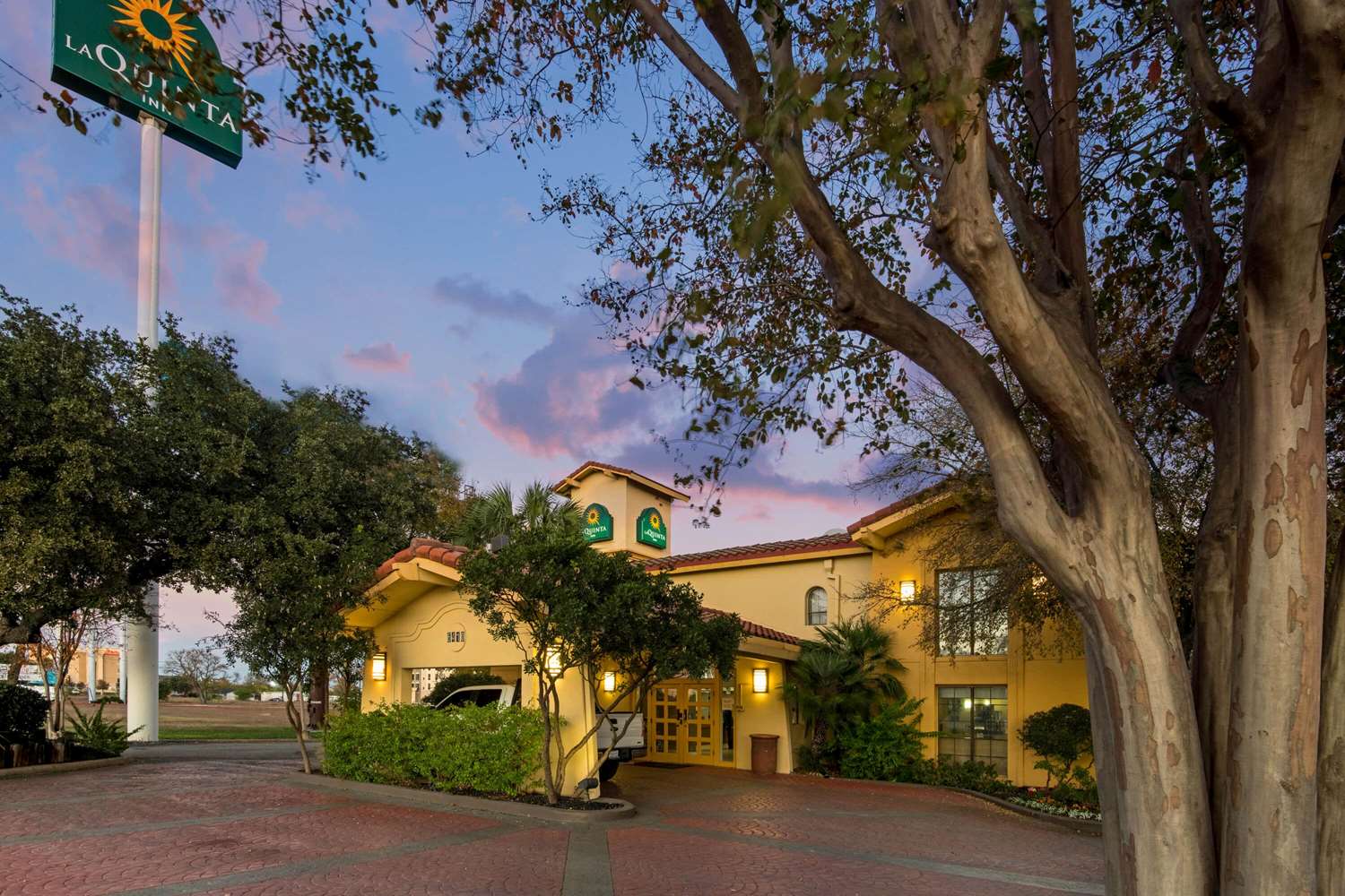 La Quinta Inn by Wyndham San Antonio I 35 N at Rittiman Rd - photo 30