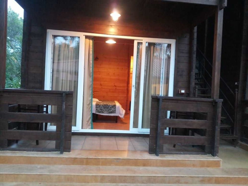 Vinnca Woodvillas Beachfront Resort — Srivardhan — photo 3