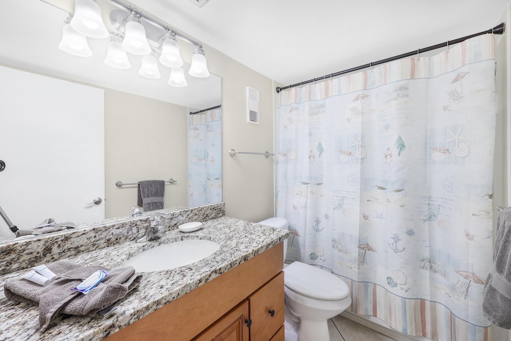 South Seas Tower 3 905 - photo 40