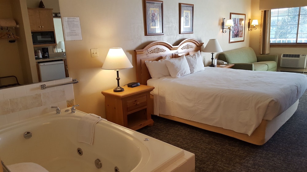Homestead Suites Fish Creek - photo 13