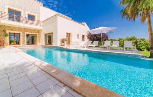 Villa Son Sard — 4-Star Luxury Hotel in Son Servera, Spain