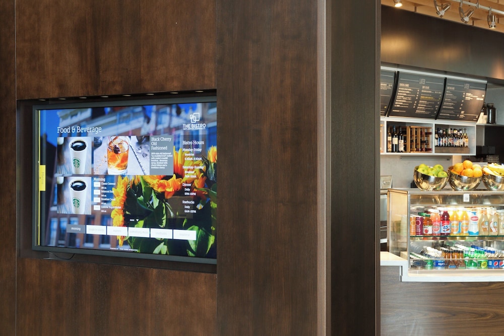 Courtyard by Marriott Seattle Everett Downtown - photo 19