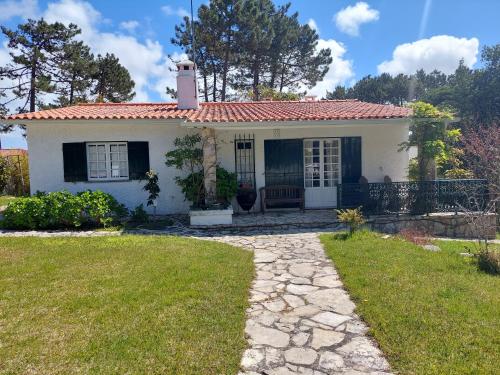 Casa dos Pinheiros — 4-Star Luxury Hotel in Obidos, Portugal