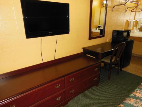 Sheridan Inn - photo 14