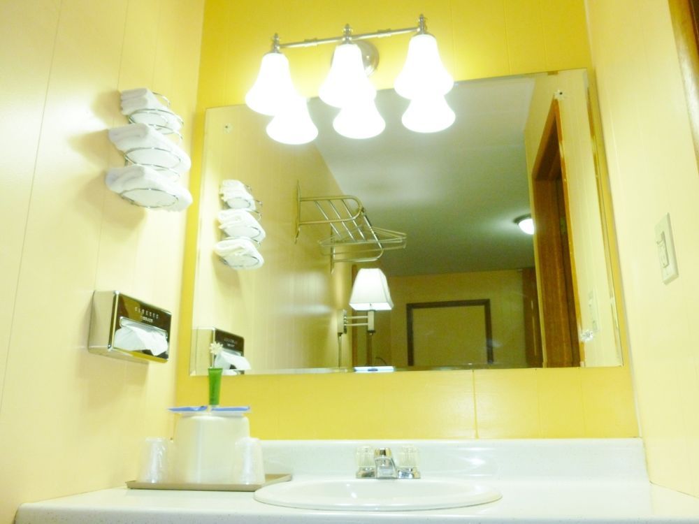 Royal Rest Motel - photo 2