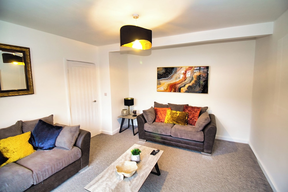 Spacious 3 Bed House Newly Refurbished 21213250 — Mexborough